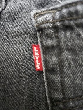 Levi's Women's Black Jeans - Classic Denim